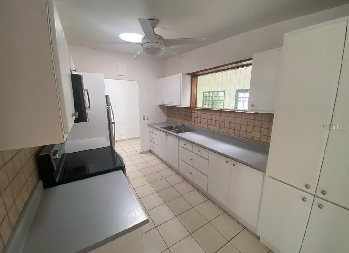 PARKVILLE - Residential Lease