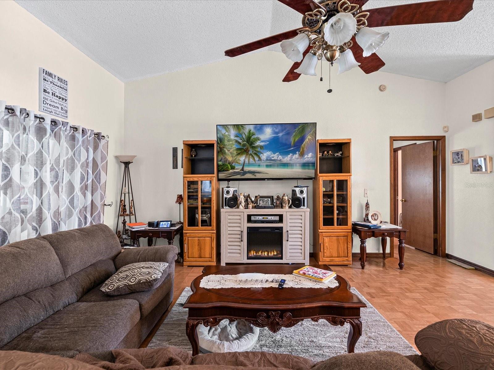 ARLINGTON WOODS PH 01A - Residential