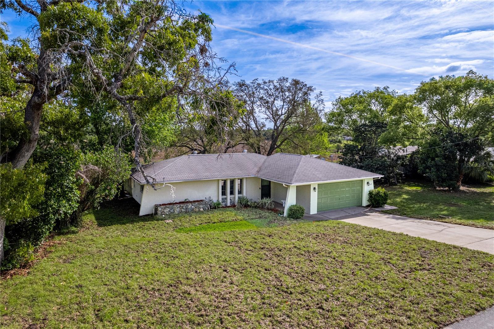 SPRING HILL - Residential