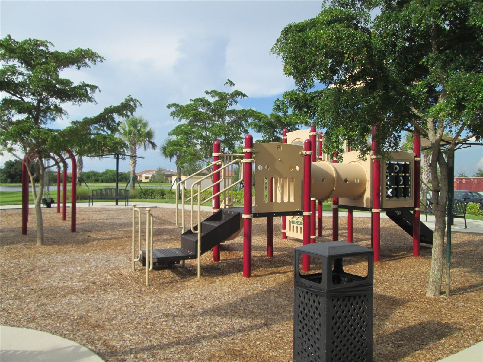 GRAN PARADISO, TWNHMS 1A - Residential Lease