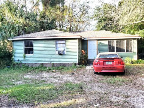 A home in APOPKA