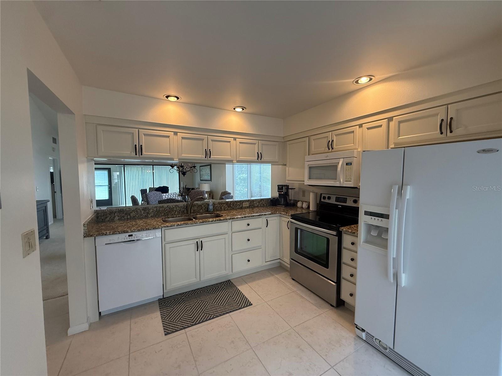 WINDRUSH BOURNE - Residential Lease