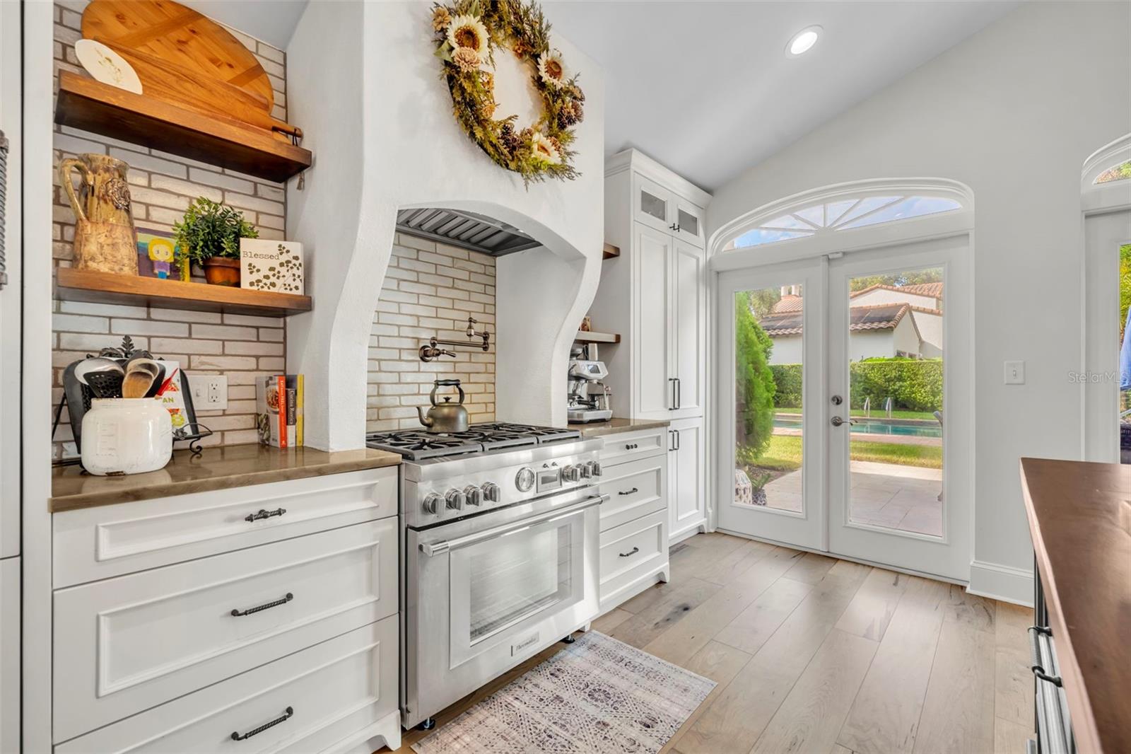 COMSTOCK PARK - Residential