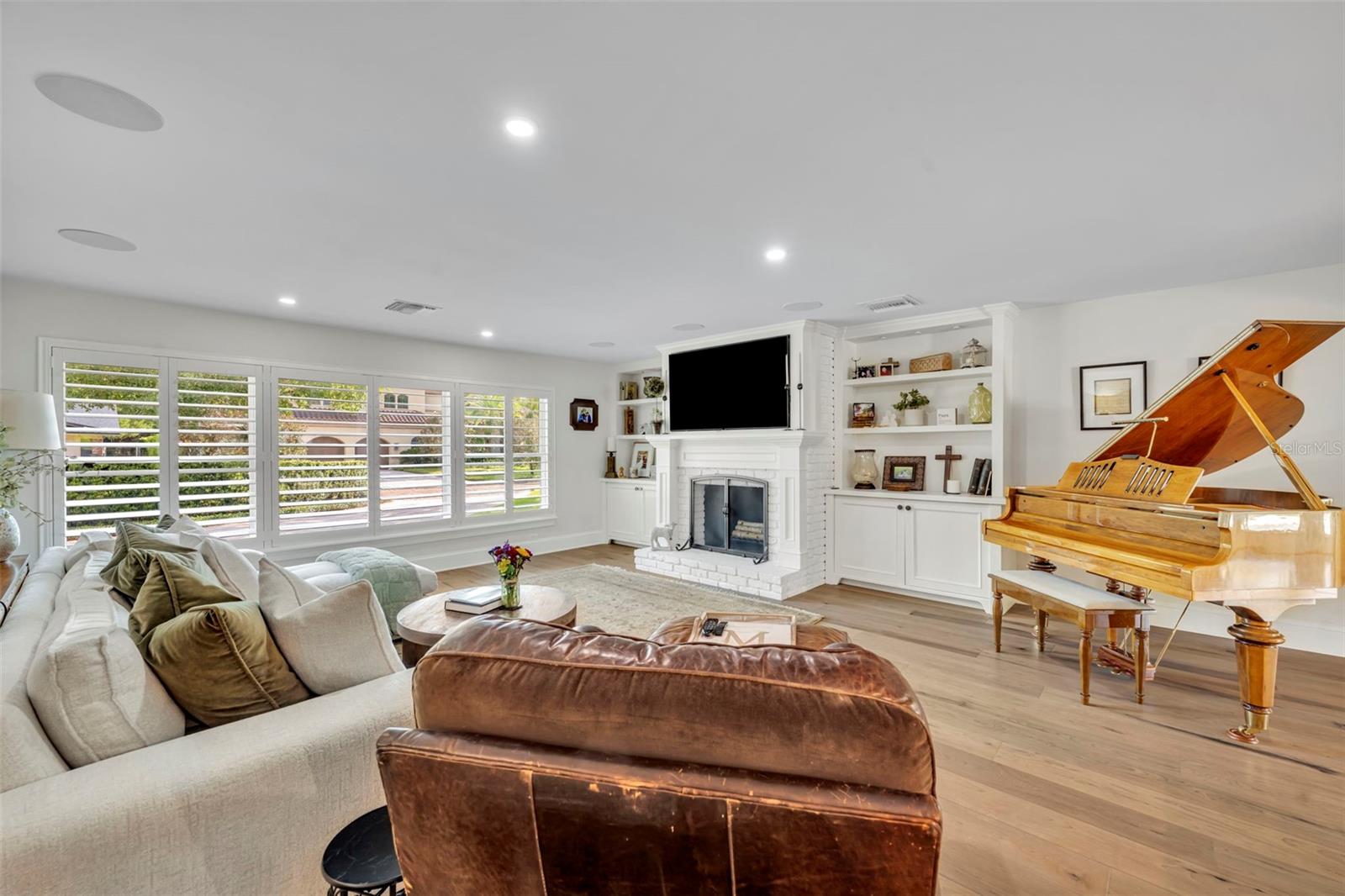 COMSTOCK PARK - Residential