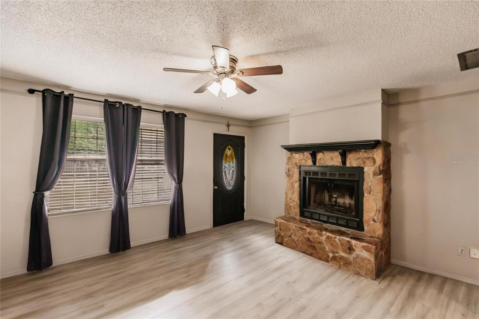 5420 E GWENDOLYN PATH