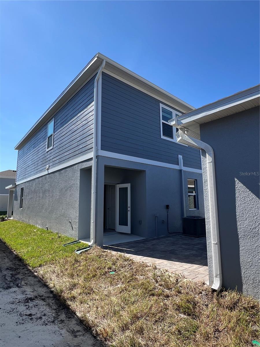 RIVINGTON 34S - Residential Lease