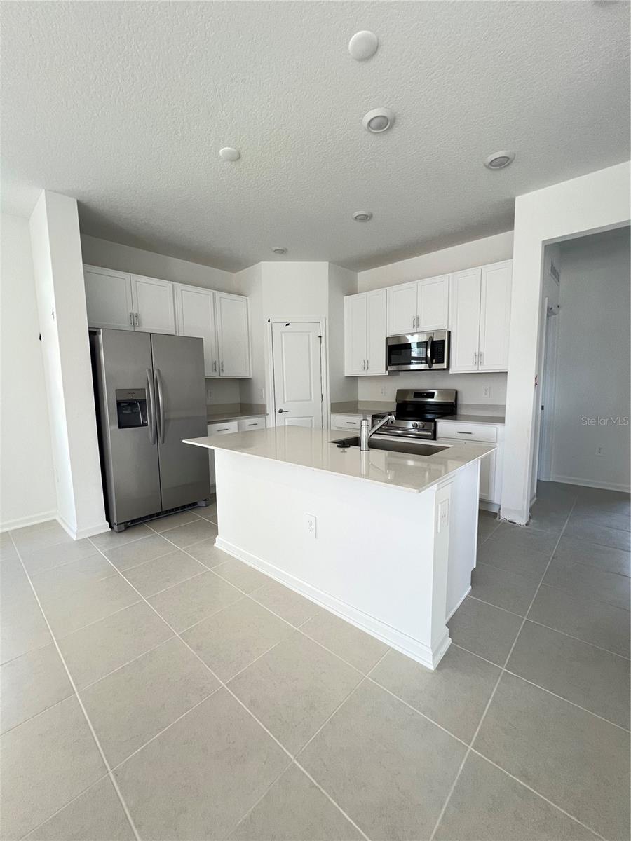 RIVINGTON 34S - Residential Lease