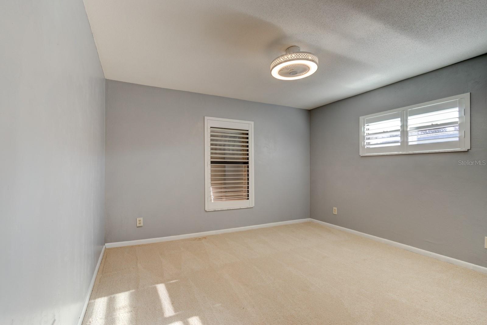 MAURA TERRACE - Residential