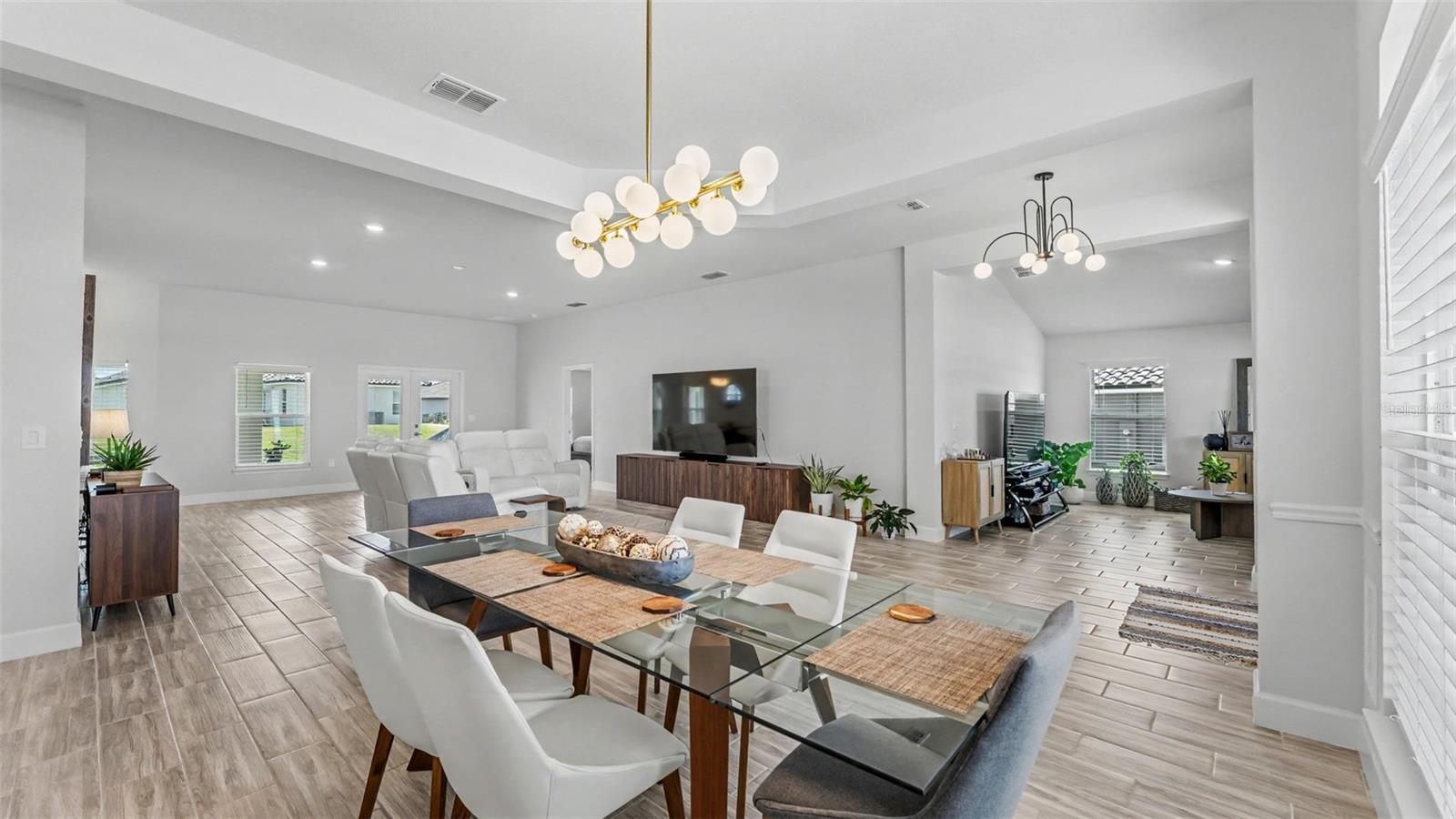 5292 TENNESSEE RIDGE COURT