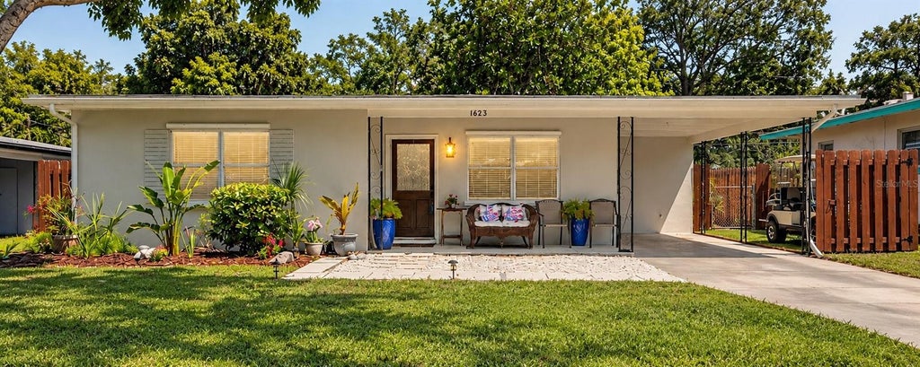 Photo of 1623 San Mateo Drive, Dunedin, FL 34698 (MLS # TB8542065)
