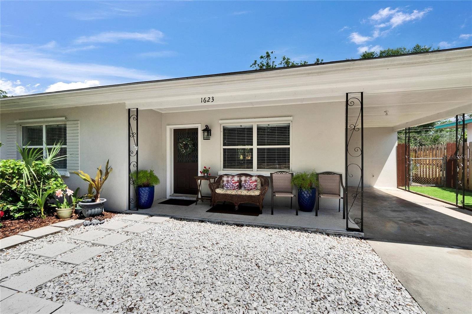 1623 SAN MATEO DRIVE