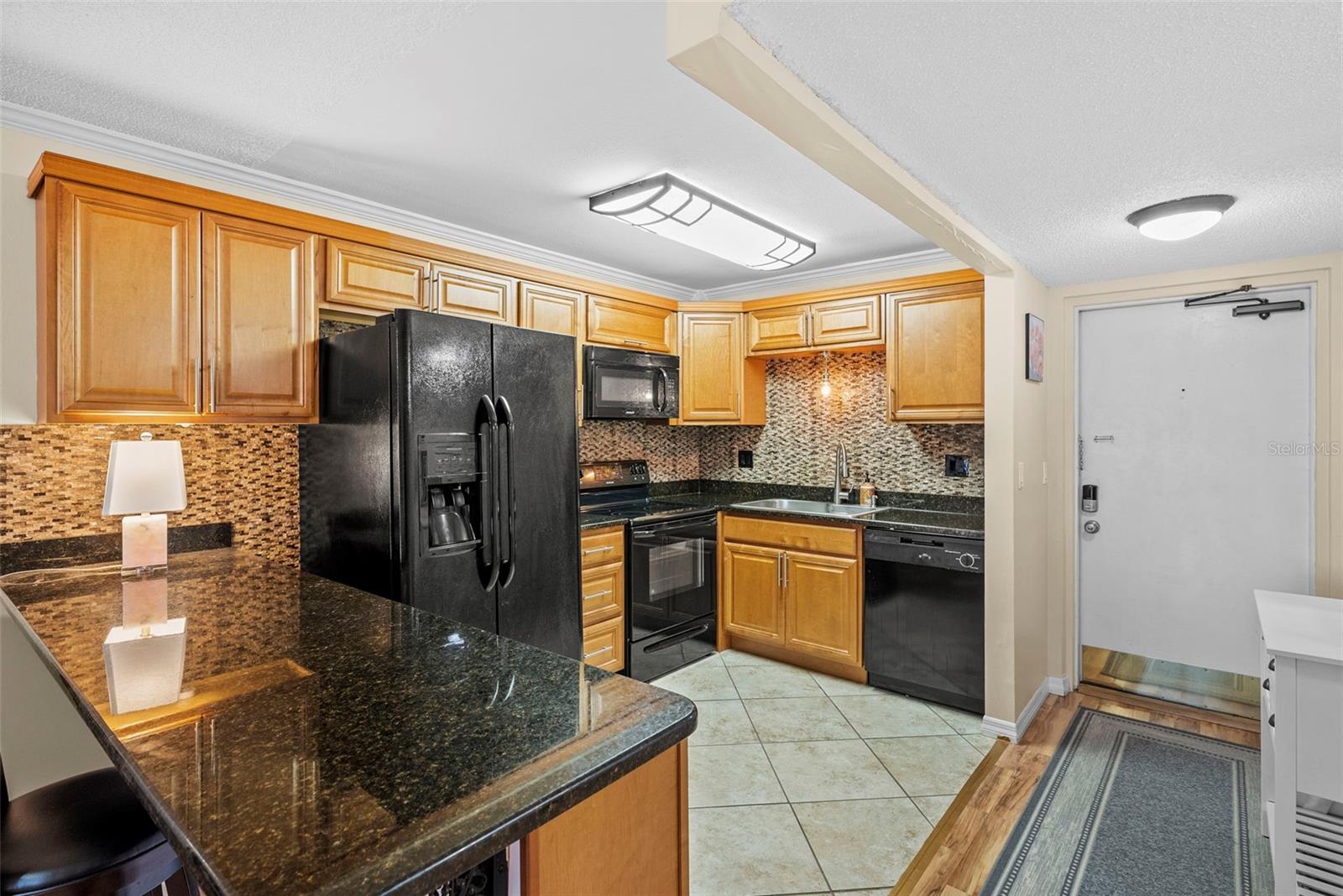 REGENCY CONDO THE - Residential