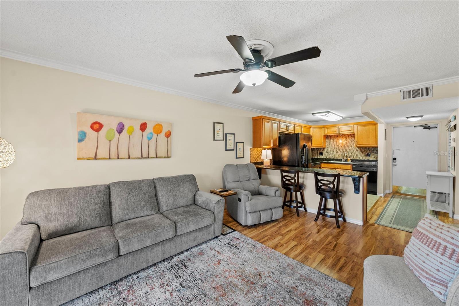 REGENCY CONDO THE - Residential