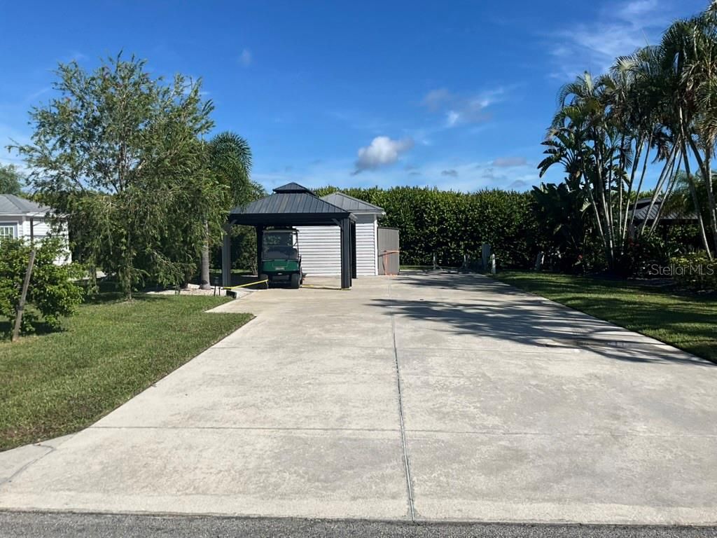 Photo of 10313 Nightwood Drive, Fort Myers, FL 33905 (MLS # C7518503)