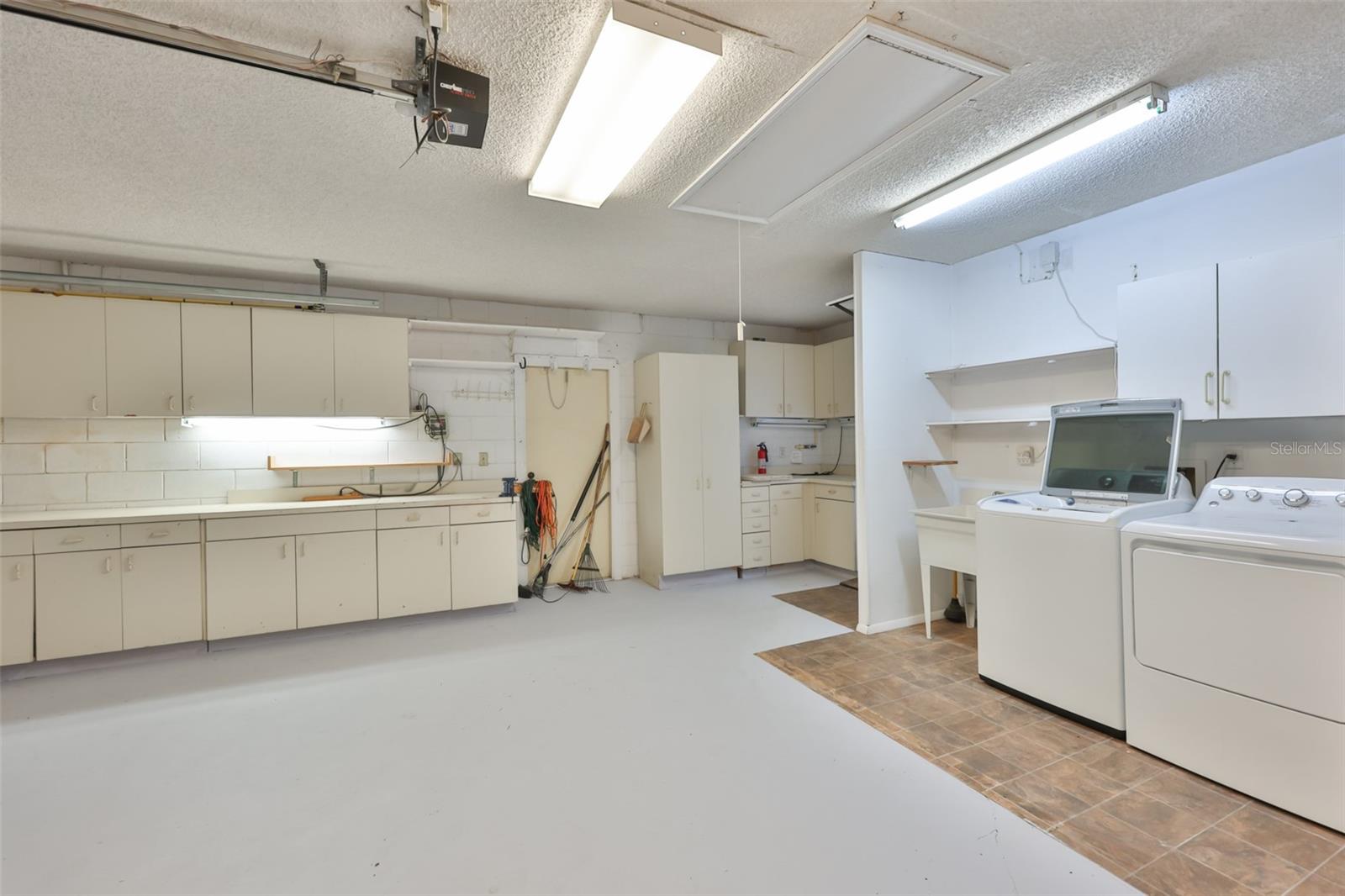SUN CITY CENTER UNIT 49 - Residential