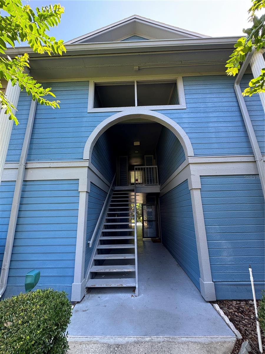 LAKEVIEW CONDO 04 - Residential