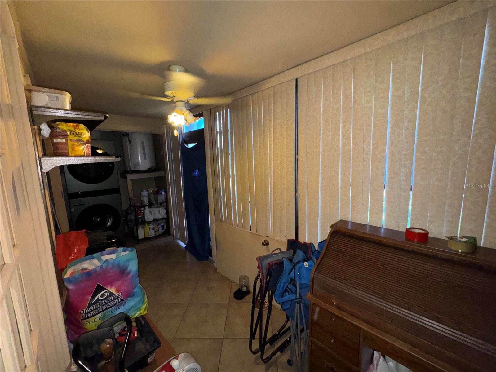 LAKEVIEW CONDO 04 - Residential