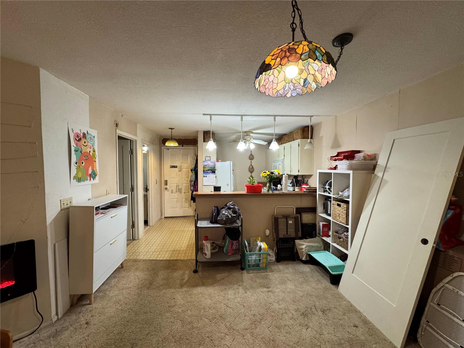 LAKEVIEW CONDO 04 - Residential