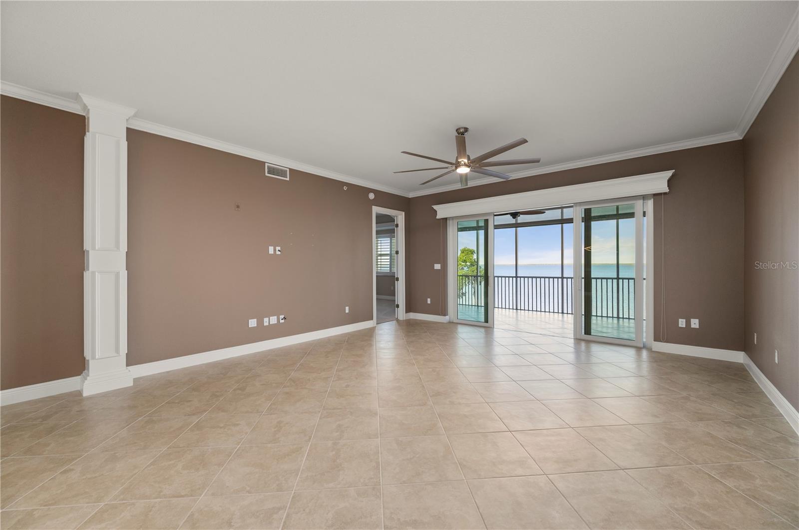 95 N MARION COURT 233