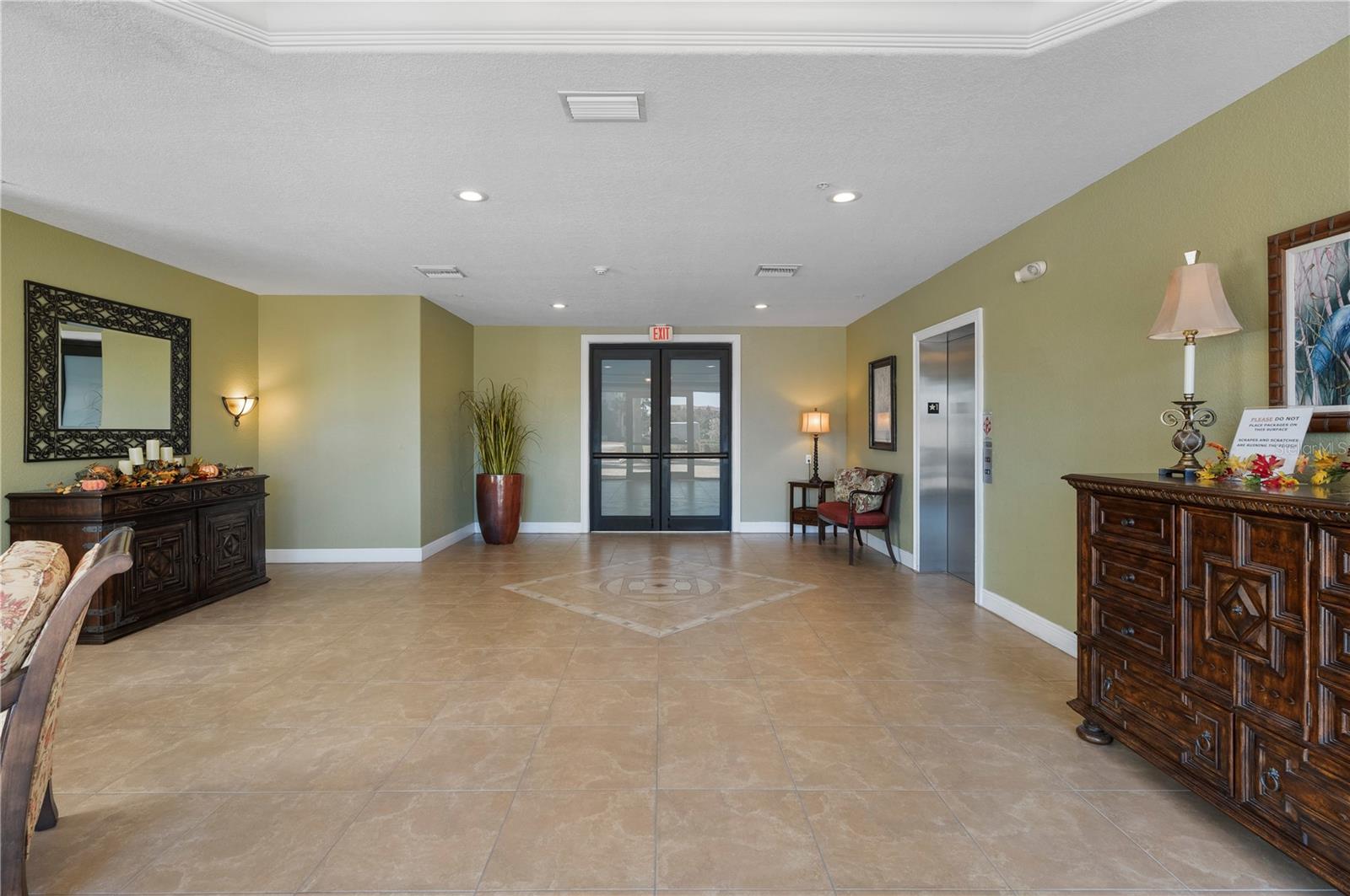 95 N MARION COURT 233