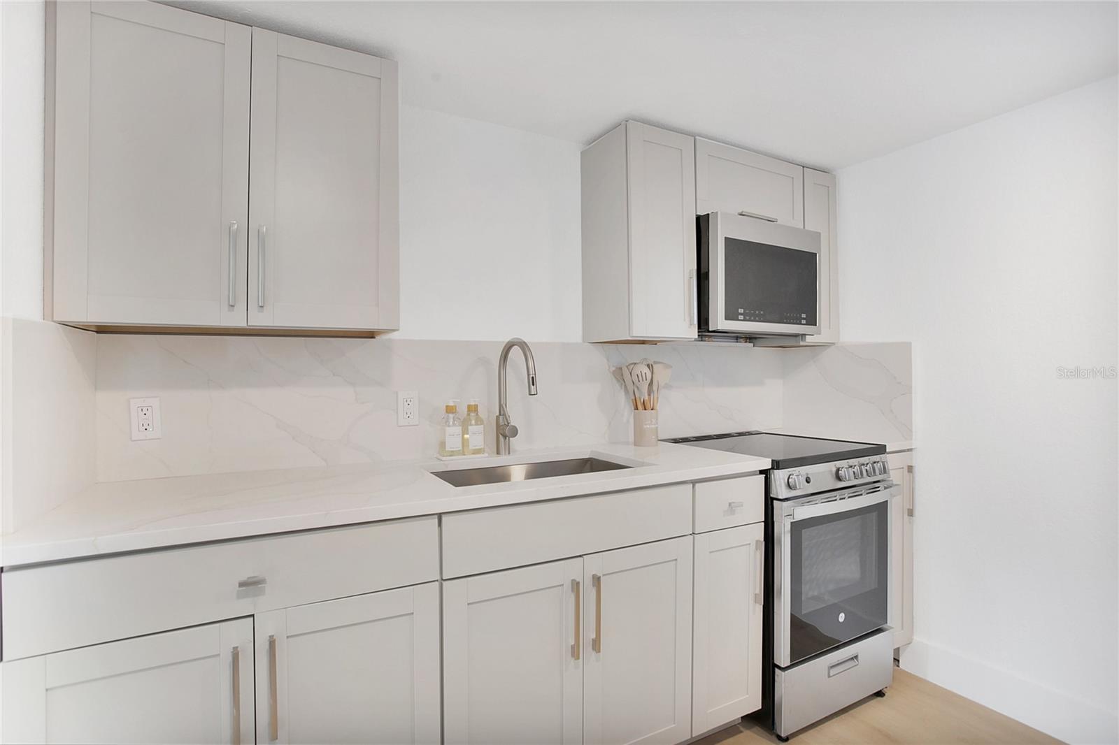 HORNER REP - Residential Income