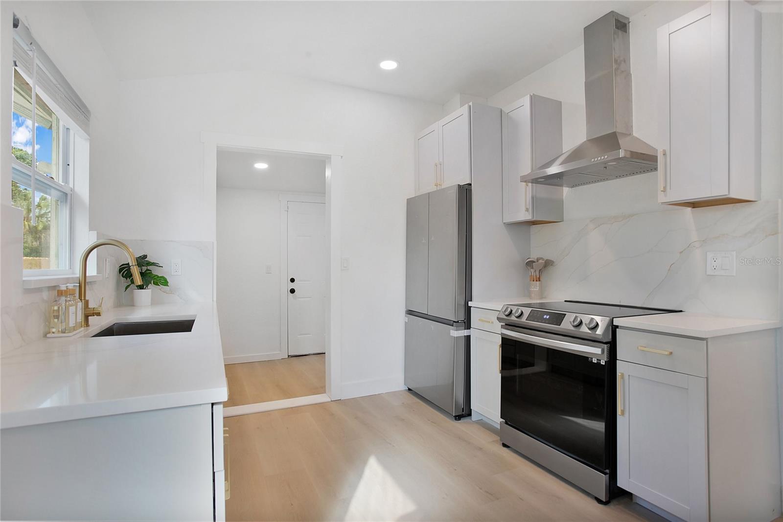 HORNER REP - Residential Income