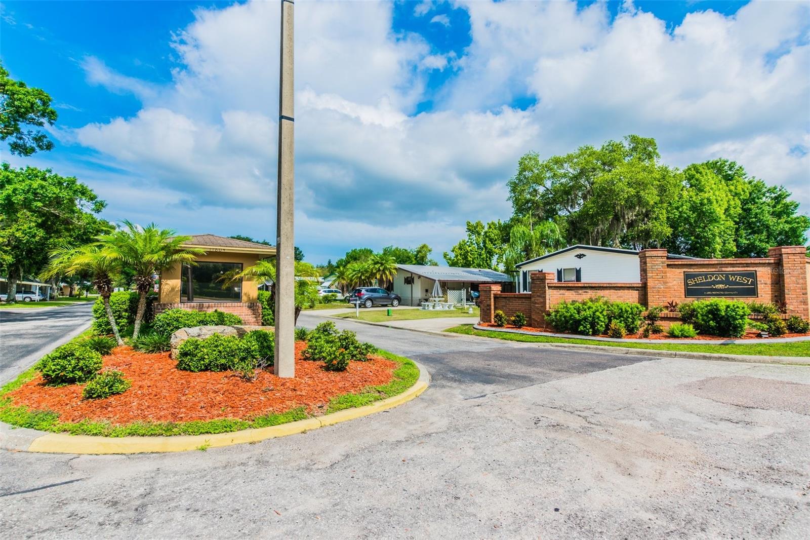 SHELDON WEST MH COMMUNITY - Residential