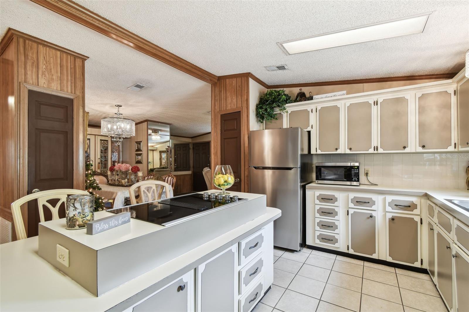 SHELDON WEST MH COMMUNITY - Residential