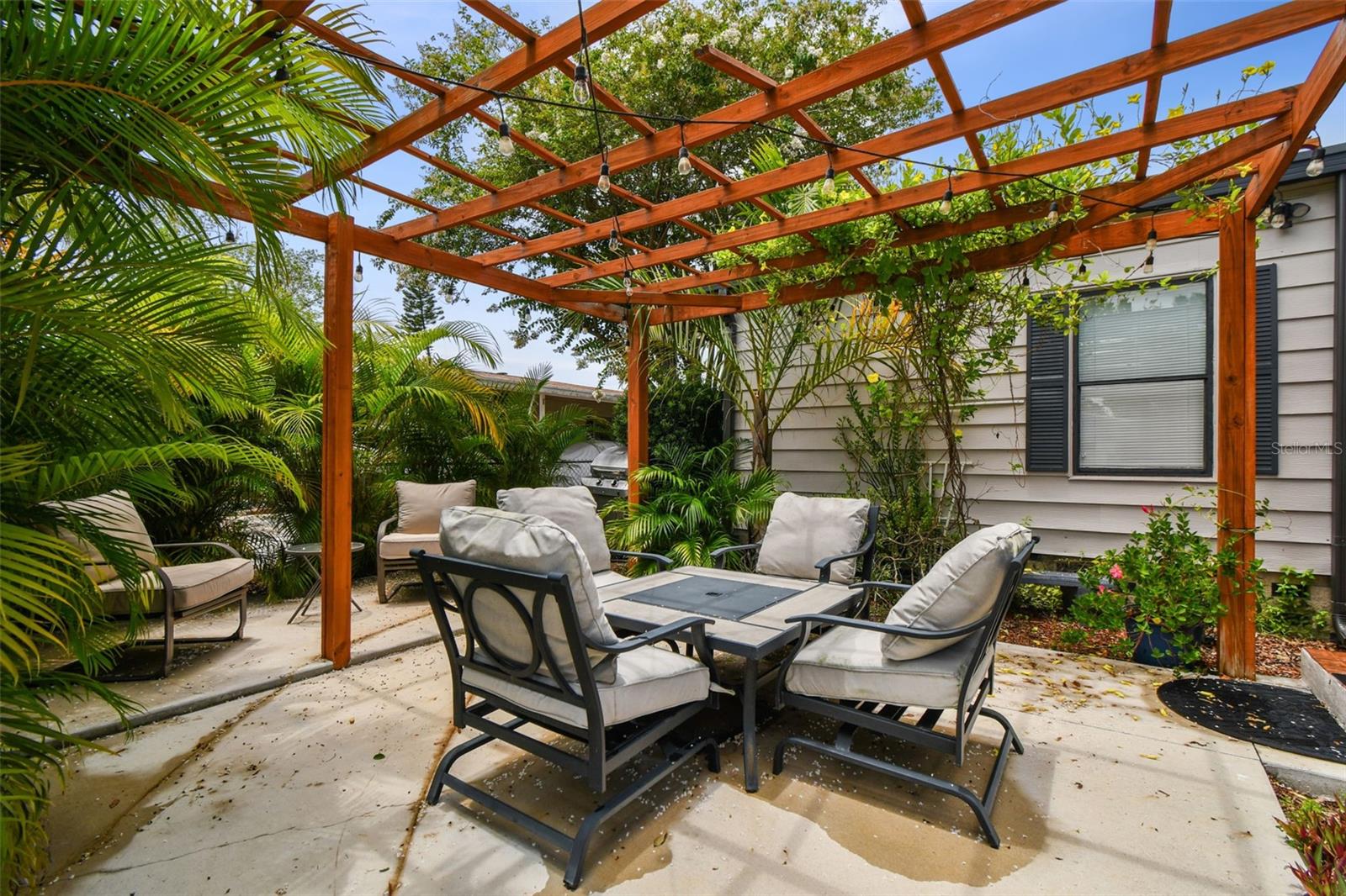 SHELDON WEST MH COMMUNITY - Residential