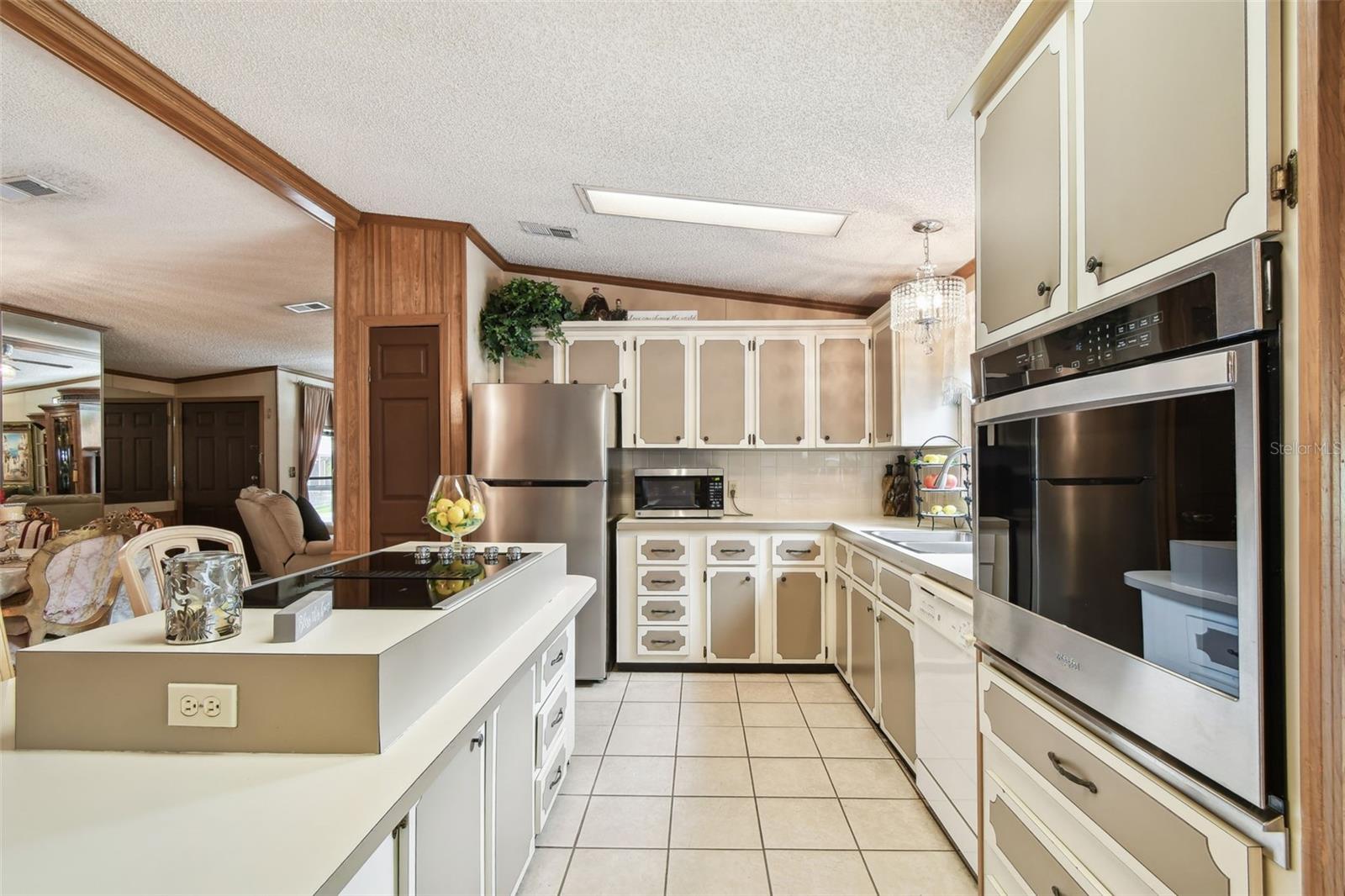 SHELDON WEST MH COMMUNITY - Residential