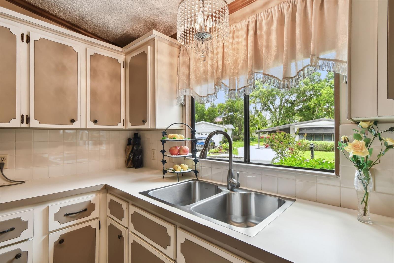 SHELDON WEST MH COMMUNITY - Residential