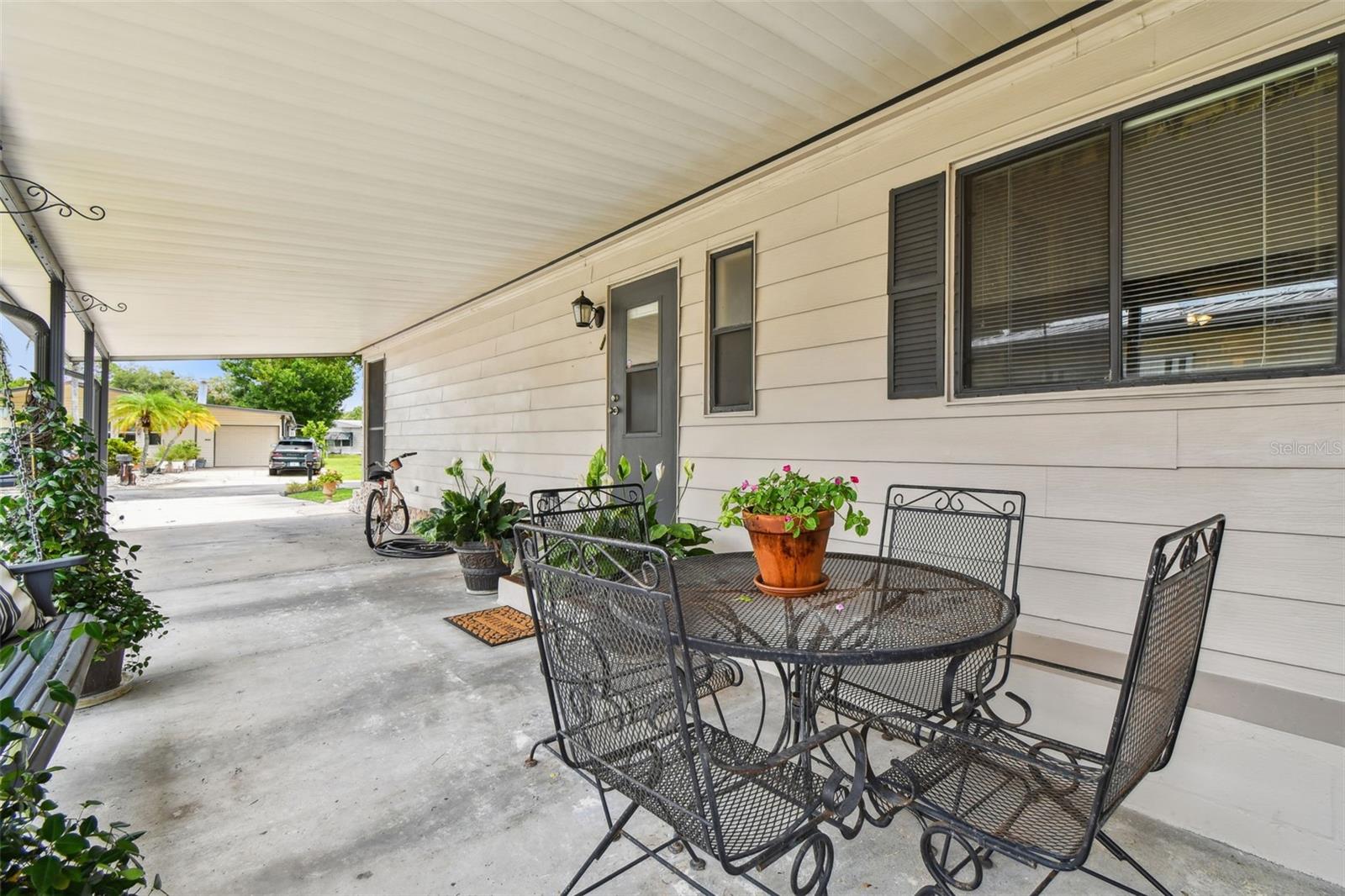 SHELDON WEST MH COMMUNITY - Residential