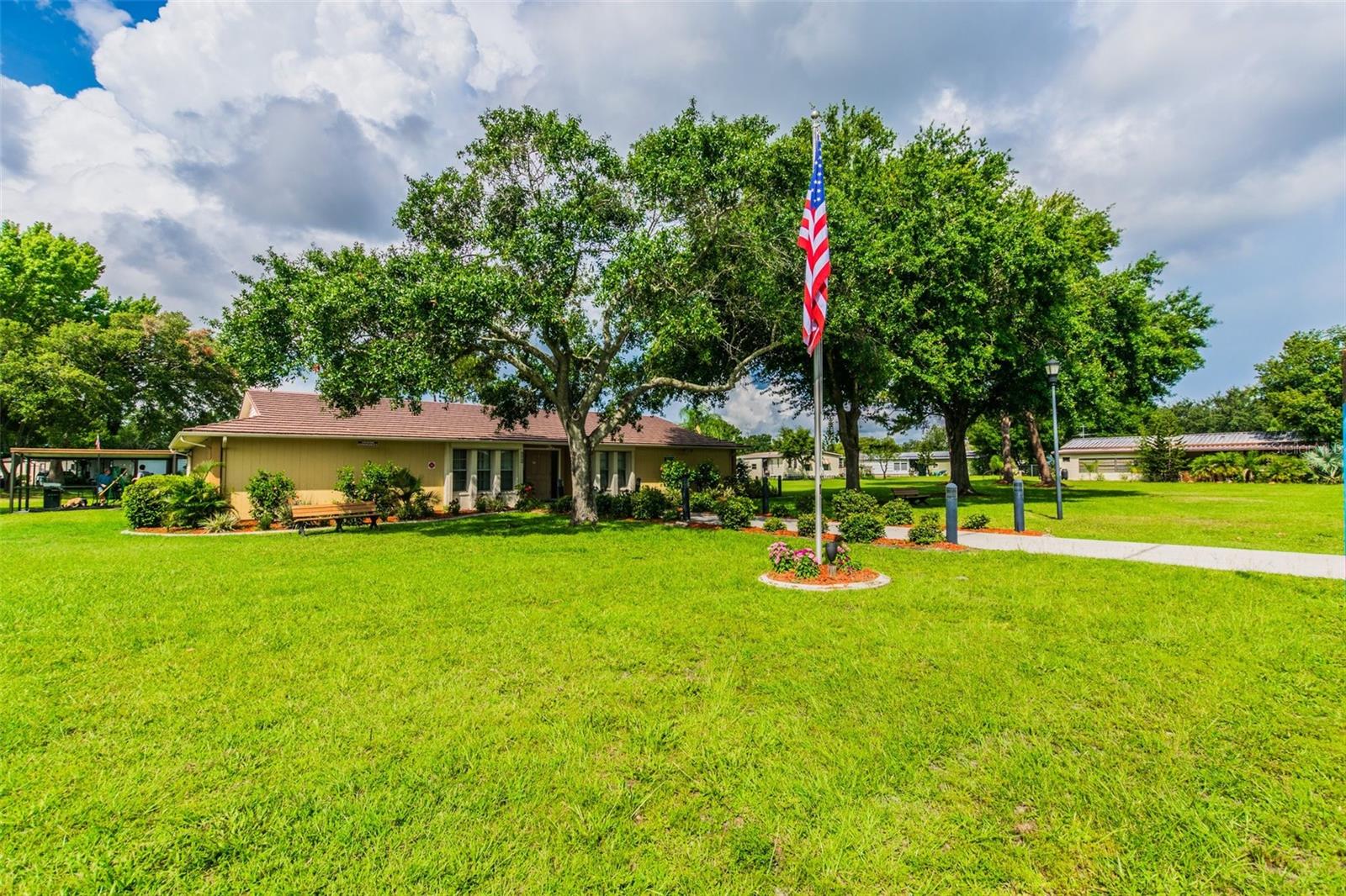 SHELDON WEST MH COMMUNITY - Residential