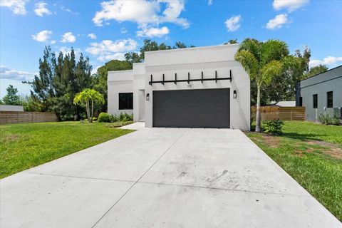 A home in NOKOMIS