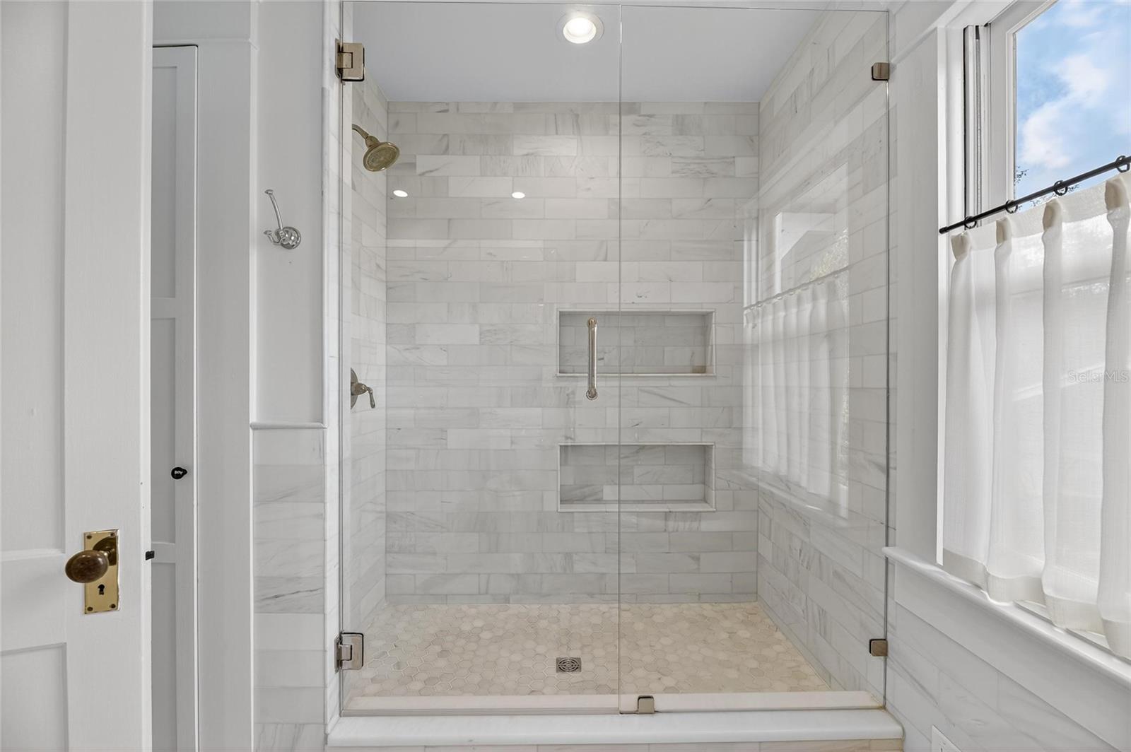 HARBOR VIEW - Residential