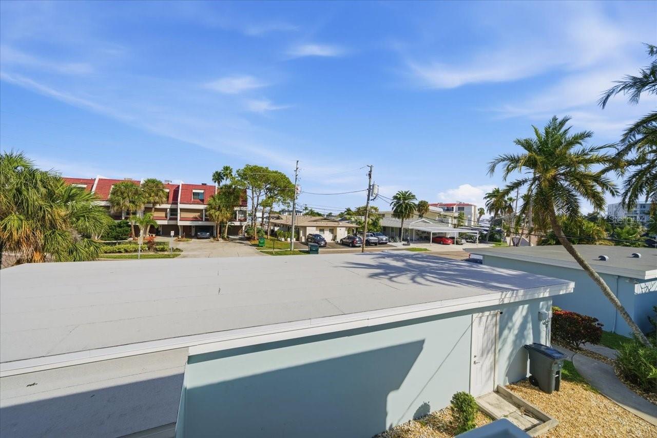 ISLAND VIEW CONDO - Residential