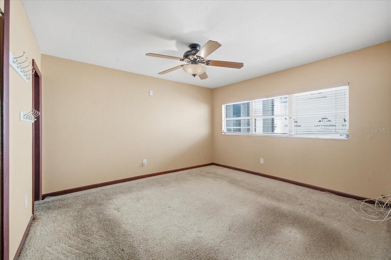 ISLAND VIEW CONDO - Residential