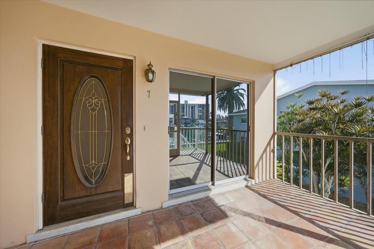 ISLAND VIEW CONDO - Residential