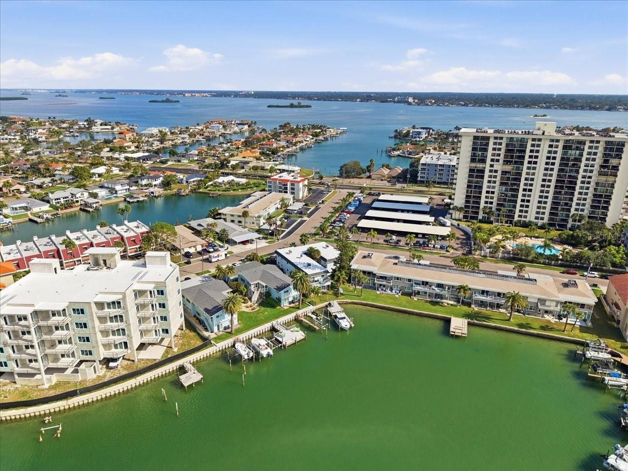 ISLAND VIEW CONDO - Residential