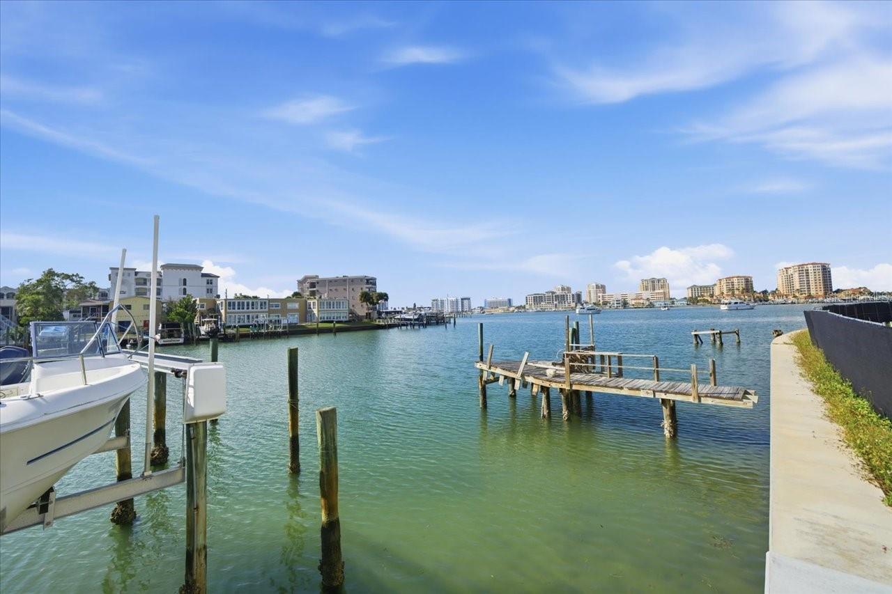 ISLAND VIEW CONDO - Residential