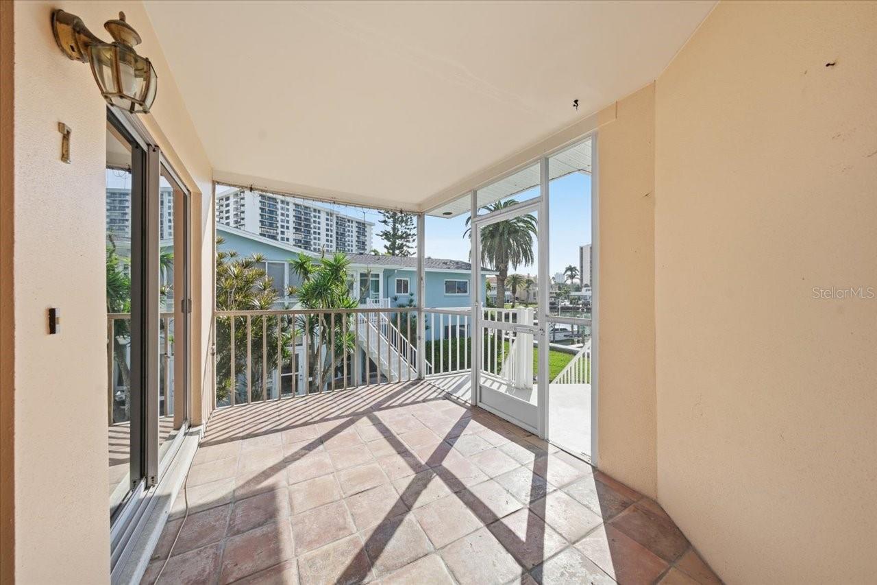 ISLAND VIEW CONDO - Residential