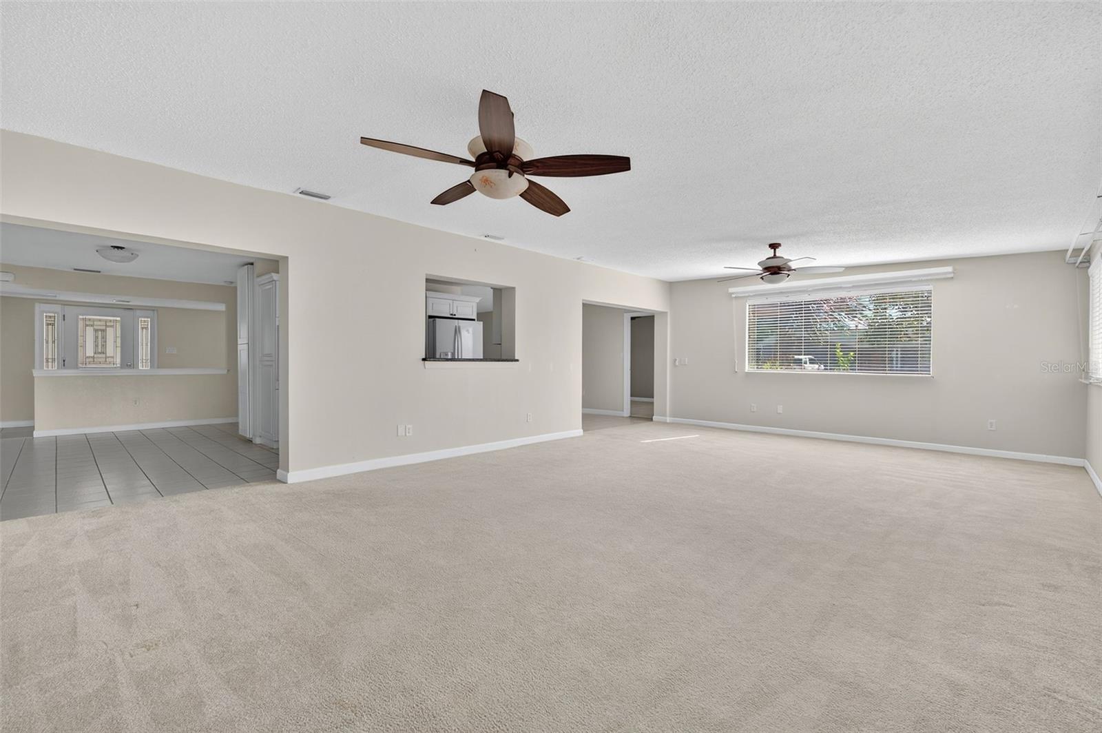 MAXIMO MOORINGS - Residential Lease