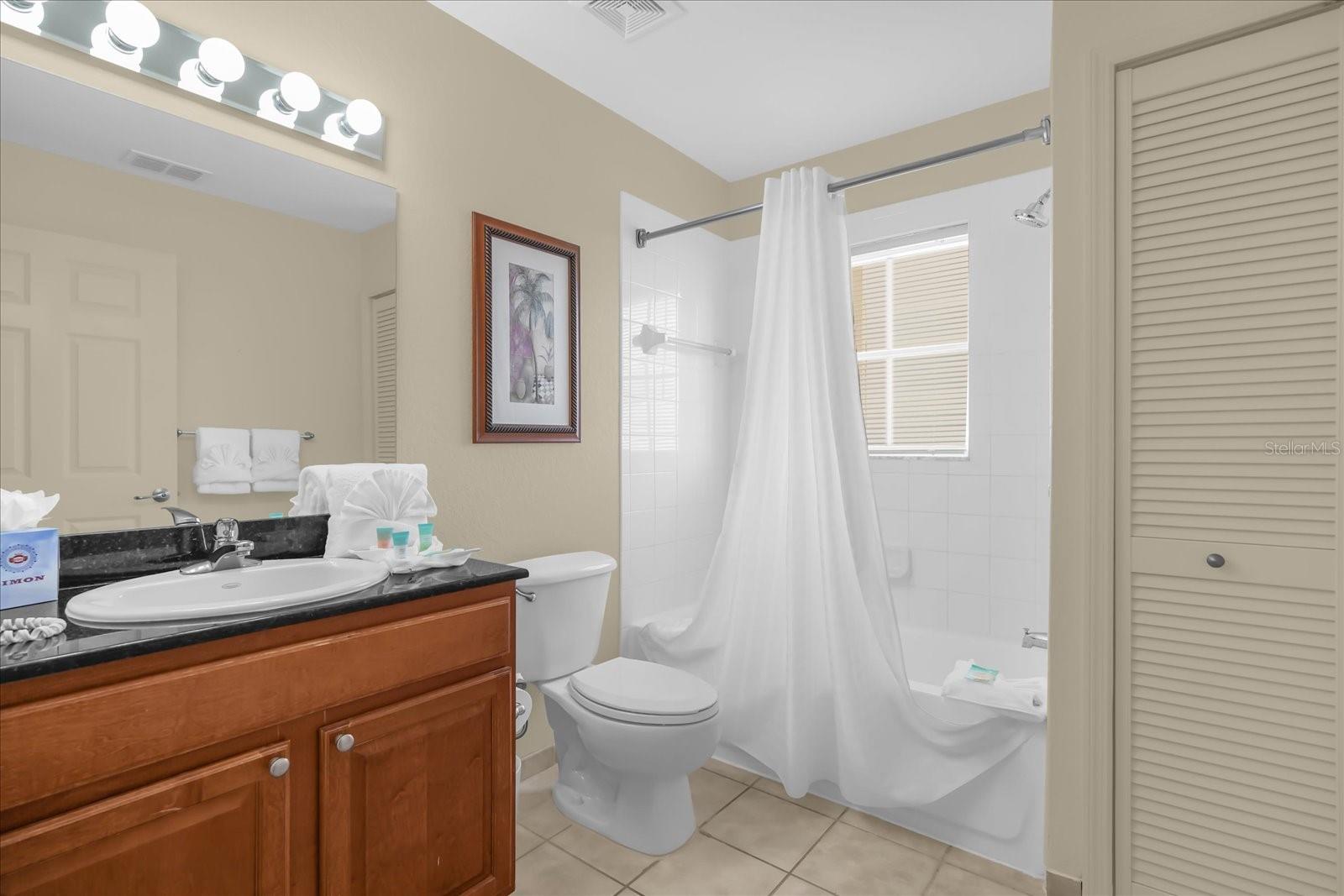 LAKE BUENA VISTA RESIDENCE VILLAGE II - Residential