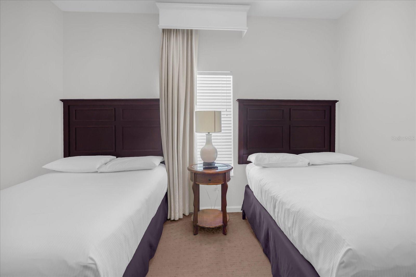LAKE BUENA VISTA RESIDENCE VILLAGE II - Residential