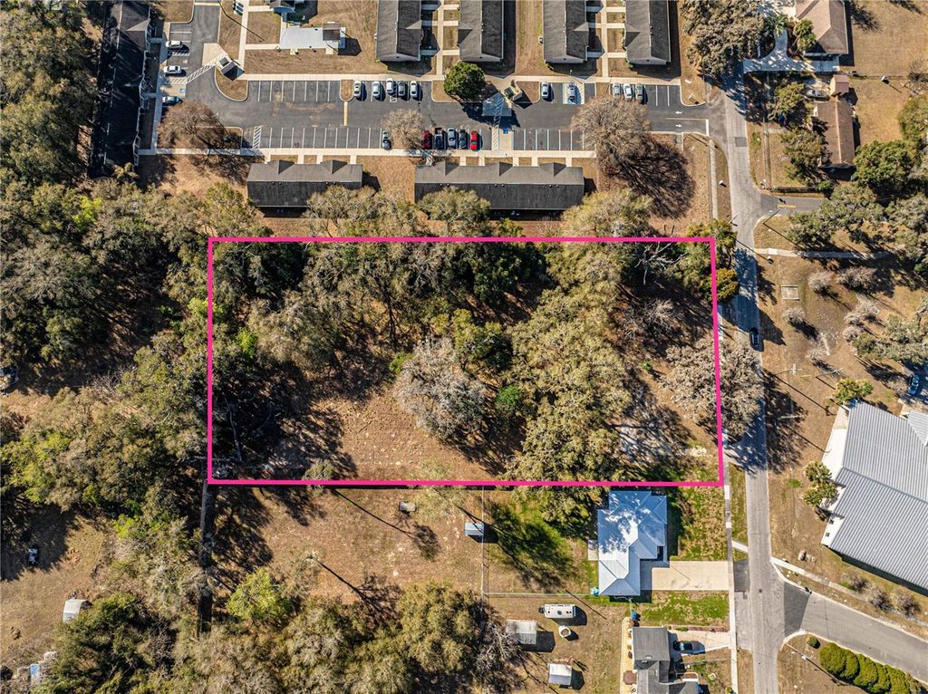 Photo of 100 S Old Wire Road, Wildwood, FL 34785 (MLS # G5110589)