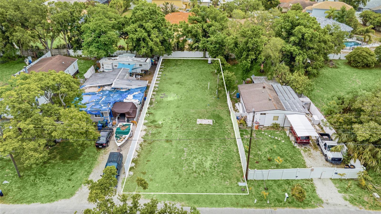 4961 VICTORIA AVENUE