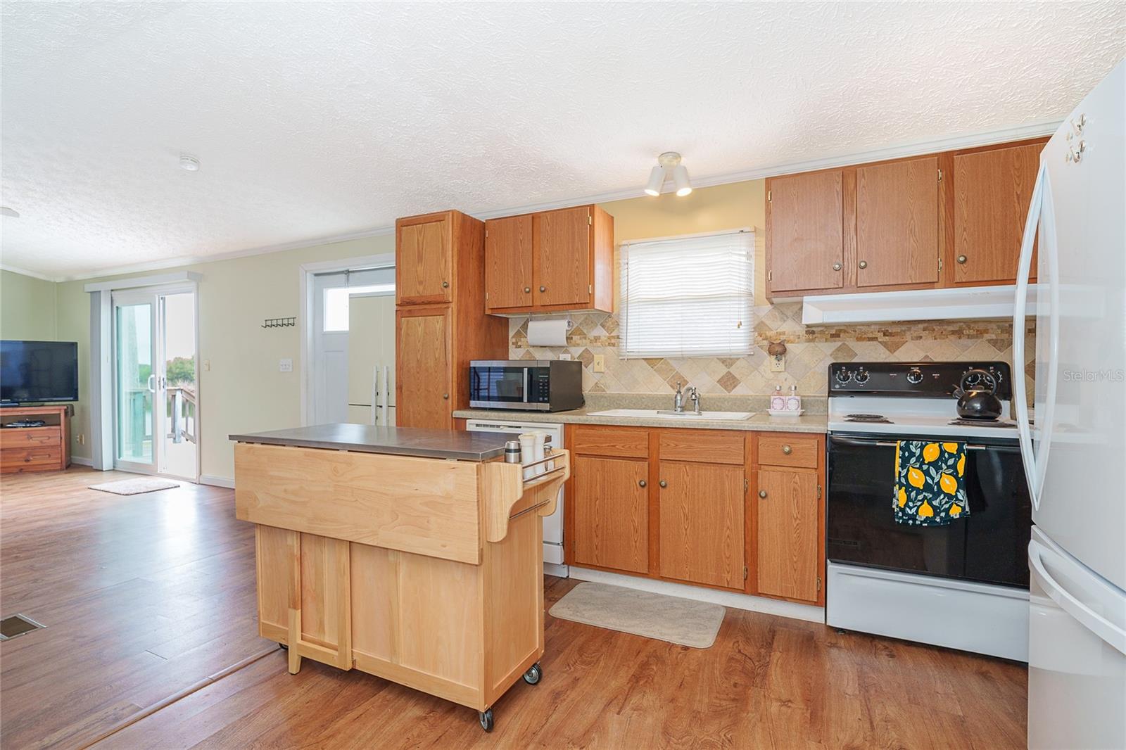 LAZY LAGOON MOB HME PARK COOP - Residential