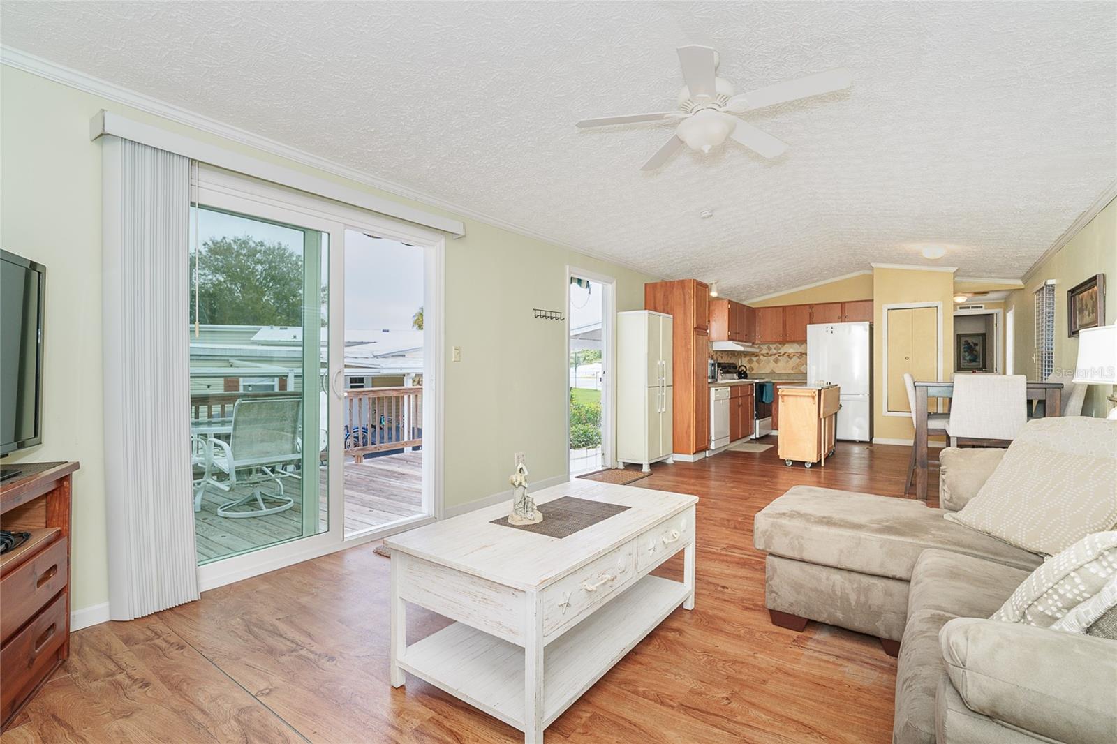 LAZY LAGOON MOB HME PARK COOP - Residential