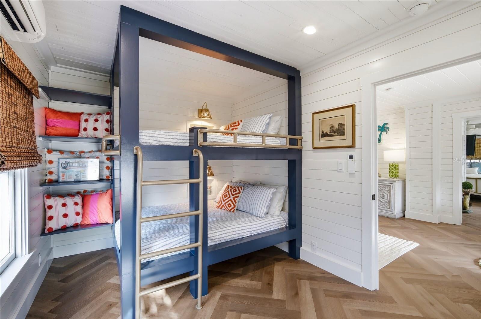 ILEXHURST - Residential