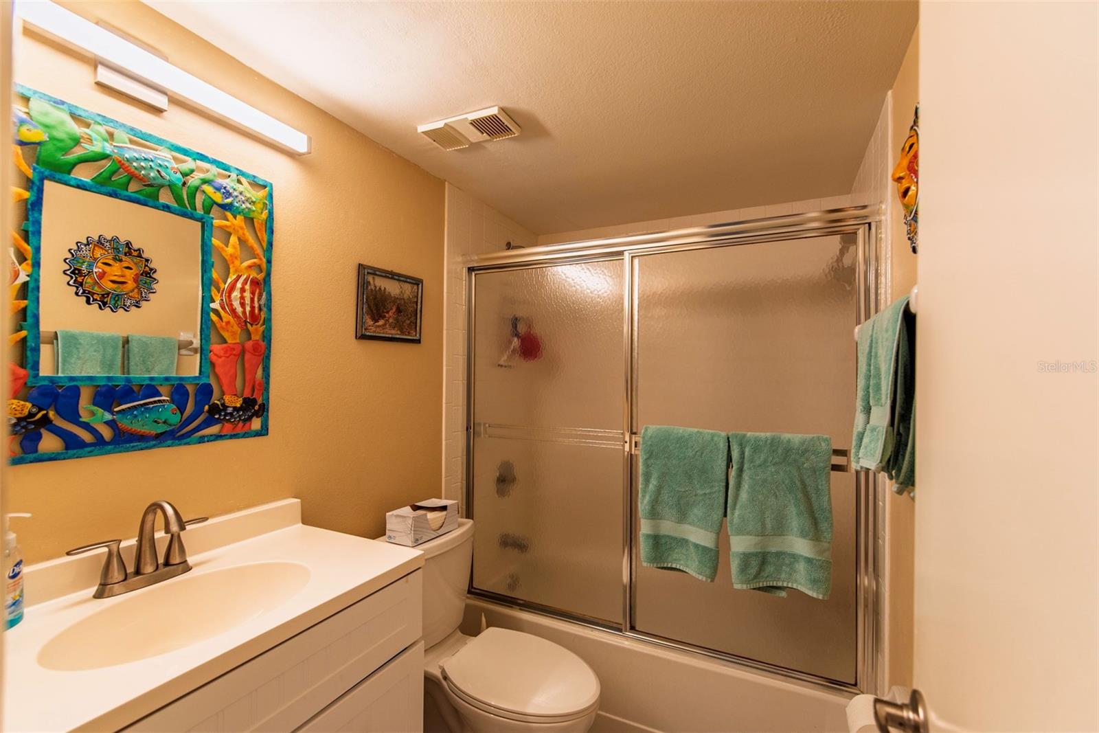 OAKS 04 - Residential